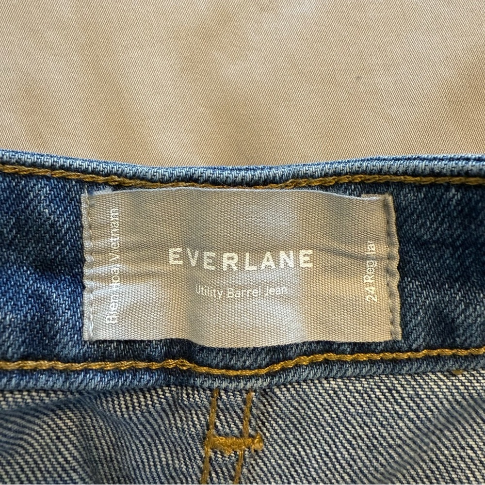 Everlane Utility Barrel Jeans - Picture 5 of 8
